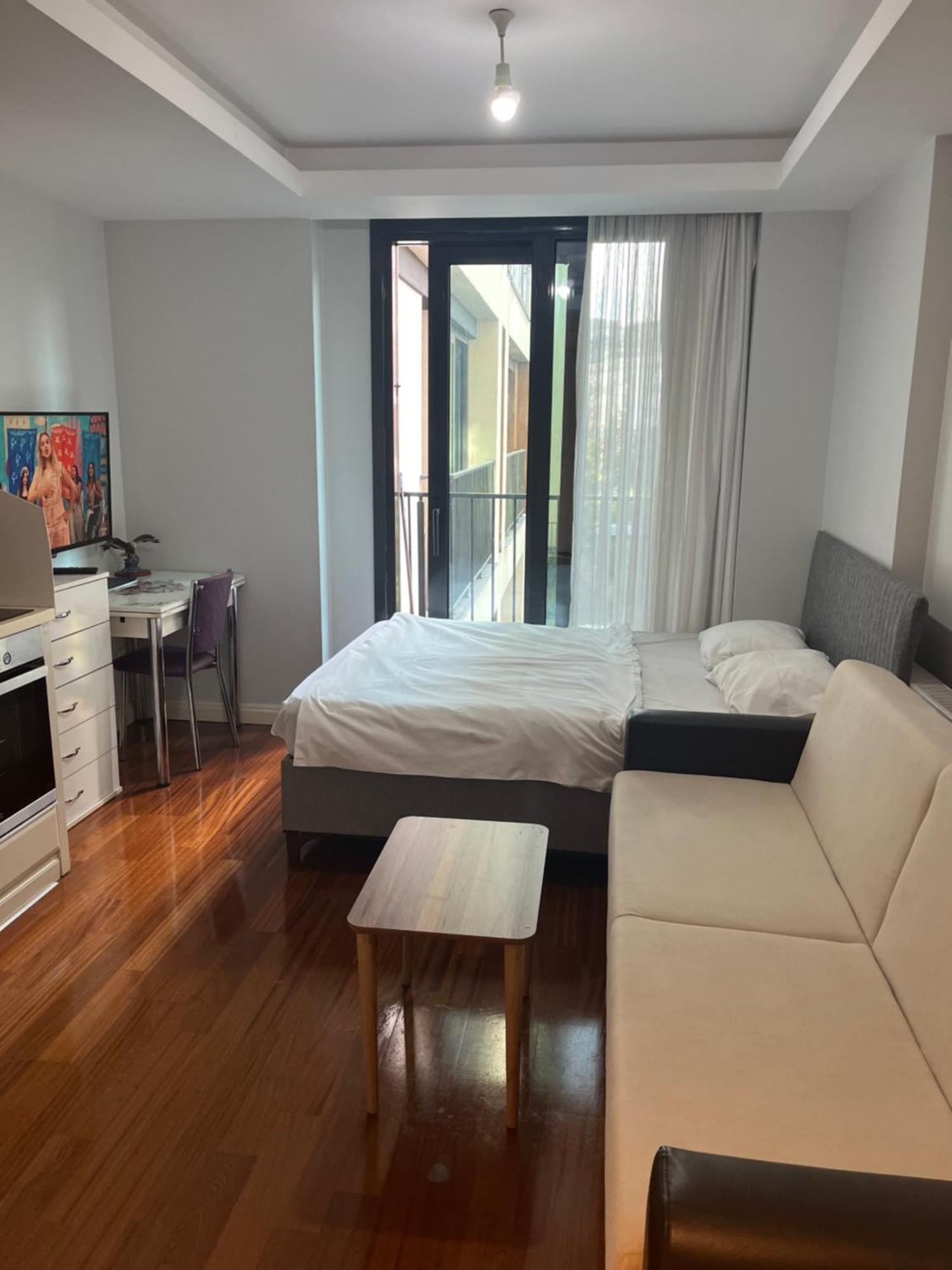 Studio Flat-One Room In Lux Residence Near Taksim-Beyoglu อิสตันบูล ภายนอก รูปภาพ