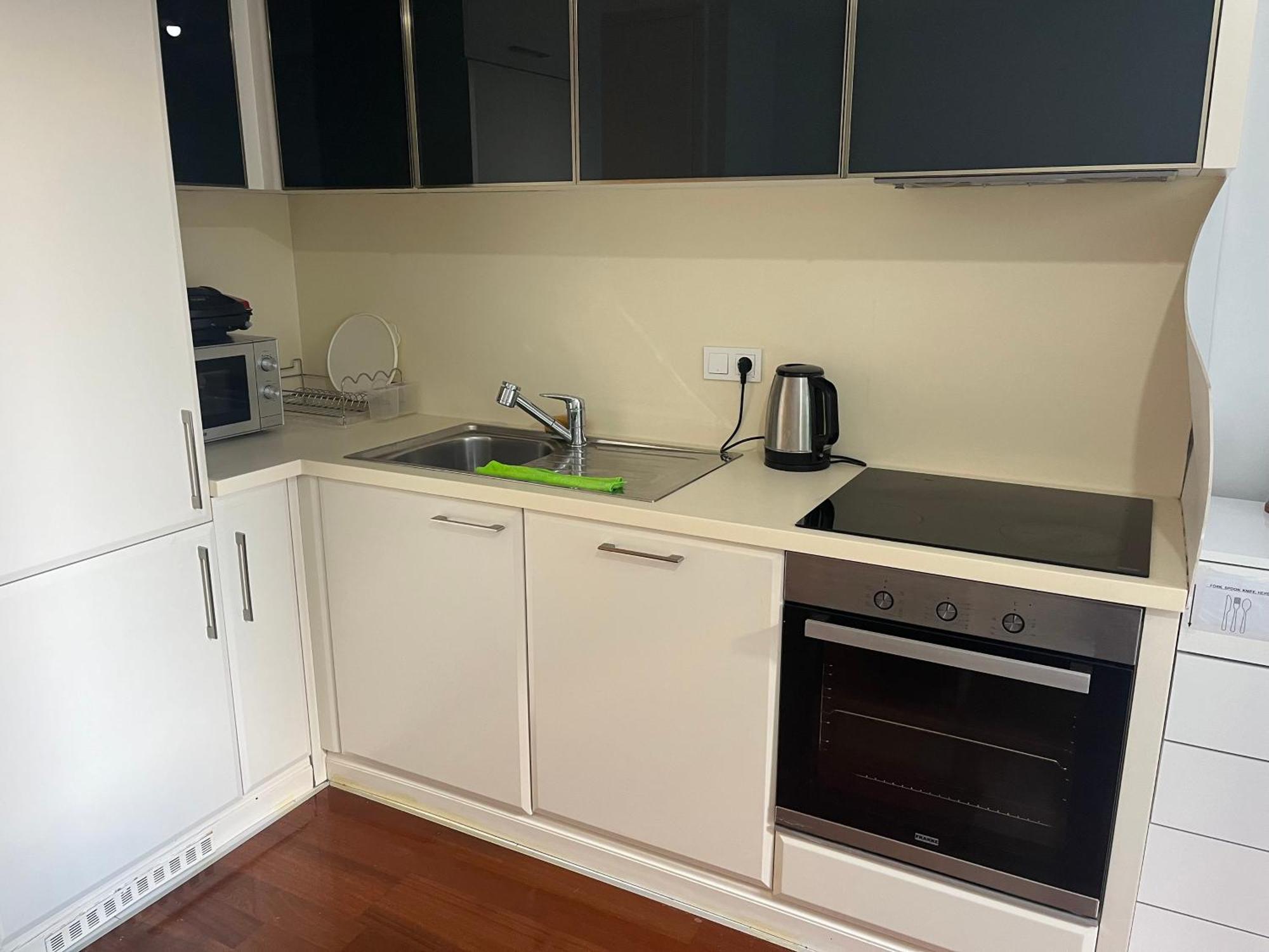 Studio Flat-One Room In Lux Residence Near Taksim-Beyoglu อิสตันบูล ภายนอก รูปภาพ